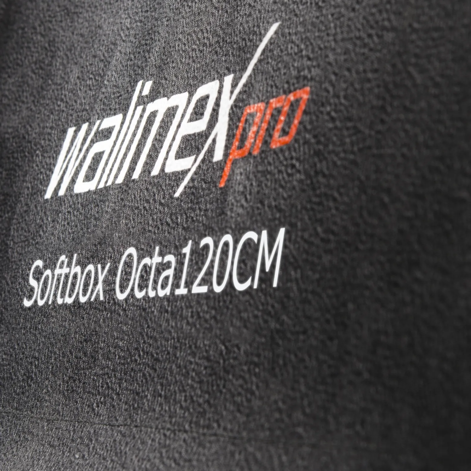 Walimex pro Octagon Softbox Plus Orange Line 120 cm - 900 x 1200 x 1200 mm - mit golden-silbernem Einsatz - schwarz-weiß - Fotografie Zubehör Studio Outdoor People Porträt