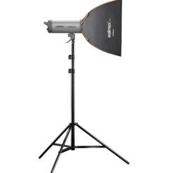 Walimex pro Softbox PLUS Orange Line 40x40, um 360° drehbar, einfacher Aufbau, inkl. Diffusoren, Grid, Masken, Transporttasche, ideal für Produkt- und Peoplefotografie - schwarz-weiß
