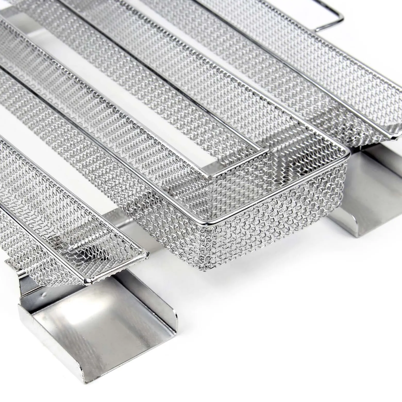 Wiltec BBQ Sparbrand 22x20,5x4,5cm Kaltrauchgenerator aus Edelstahl Brennzeit bis zu 8 h, Kaltraucherzeuger zum Kalträuchern Smoker