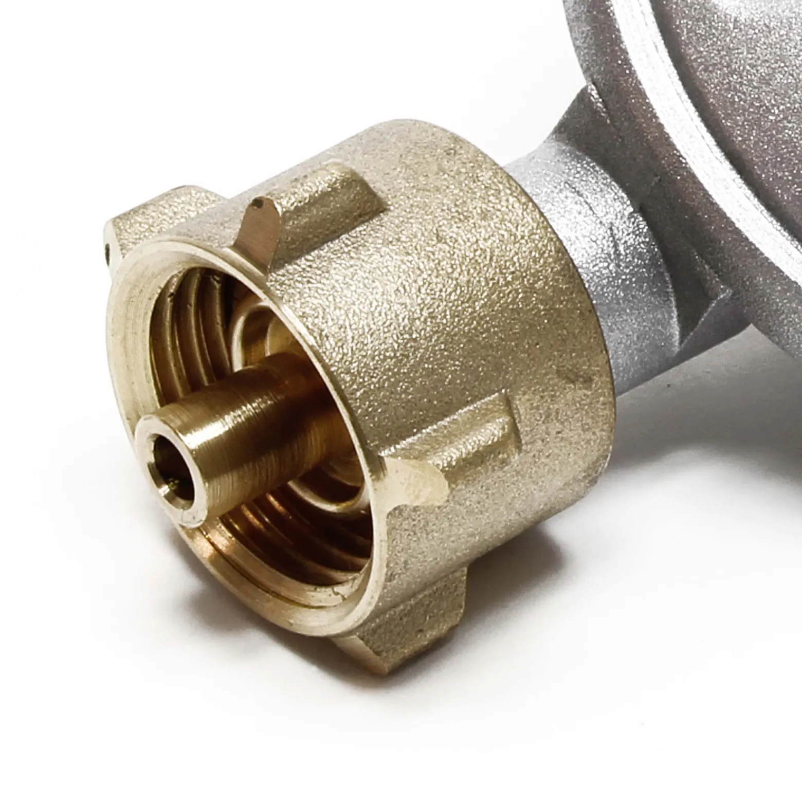 Wiltec Druckminderer auf 50 mbar mit 1,5 m Propanschlauch für Gaszylinder mit Eingang Ø 1/14" / 21,8 mm LH Gasdruckregler Druckregler Gasregler Gasdruckminderer