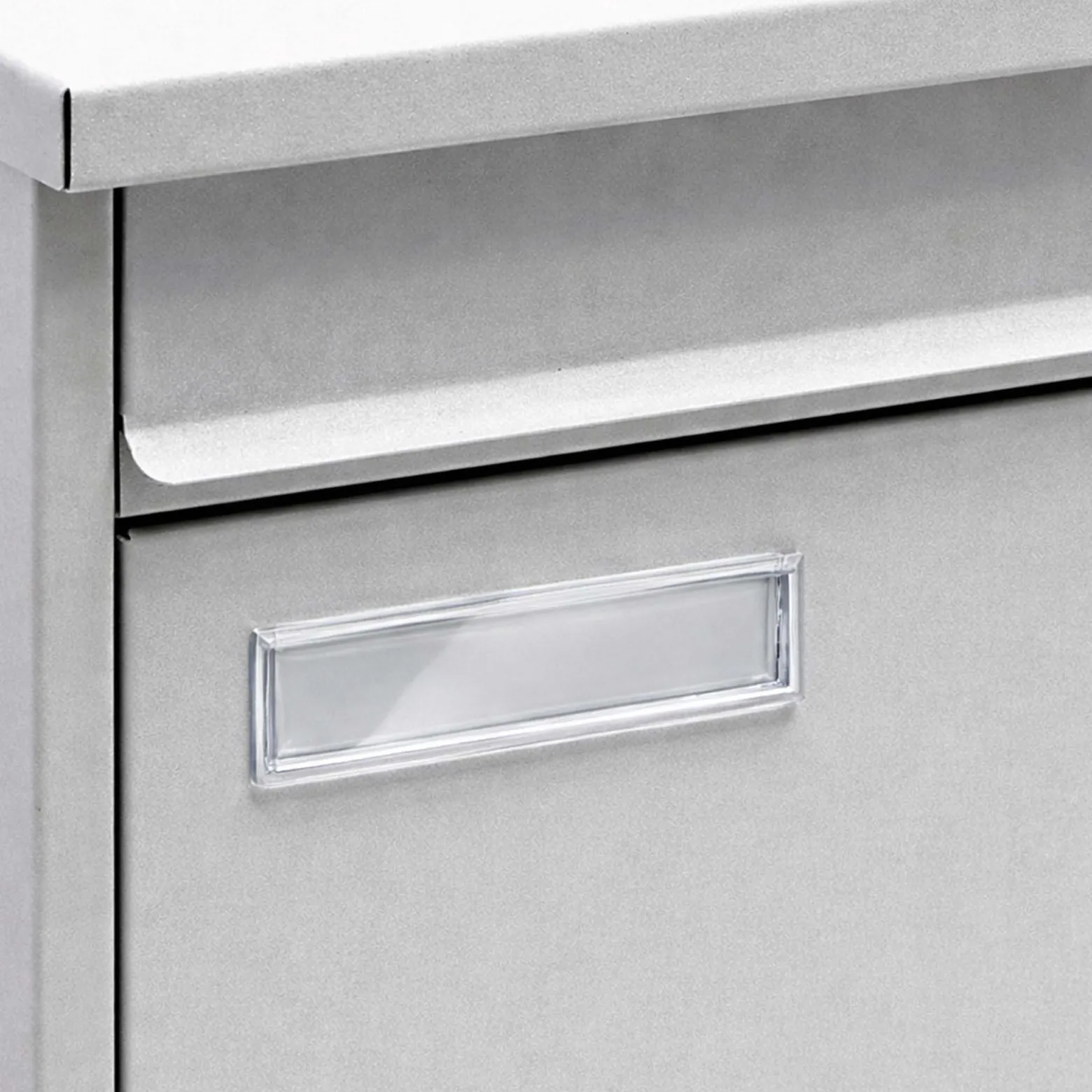 Wiltec Namensschild Abdeckung für Briefkasten mit Stanzmaß 69,1 x 17,2 mm für 73 x 21 mm Namensschild, Ersatzteil für Standbriefkasten und Wandbriefkasten