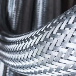 Wiltec Stahlflex Wasserschlauch 0,8 m DN25 32,89 mm für Hauswasserwerke, Flexschlauch, Panzerschlauch für Pumpe, Hauswasserwerke und Druckkessel